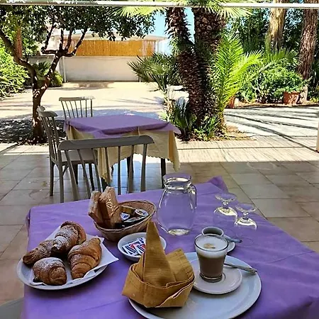 Al Capretto D'oro 2* Talsano